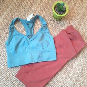 avocado 🥑 Venus sports bra